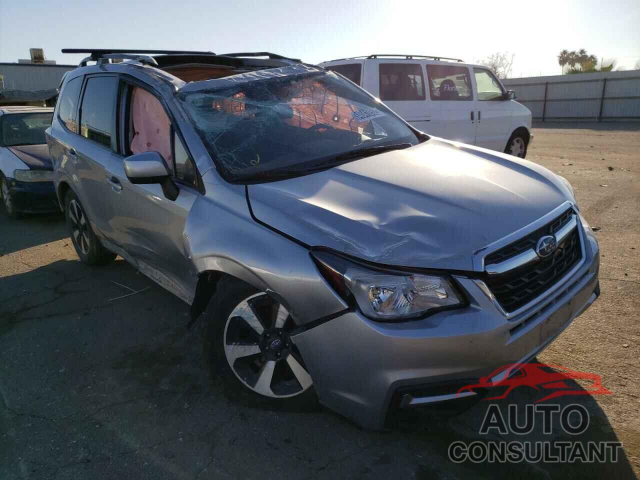 SUBARU FORESTER 2018 - JF2SJAEC8JH448604