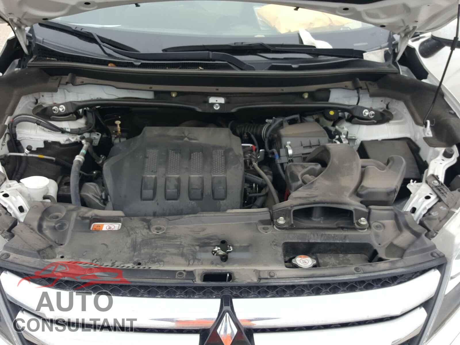 MITSUBISHI ECLIPSE 2019 - JA4AT5AA4KZ013844