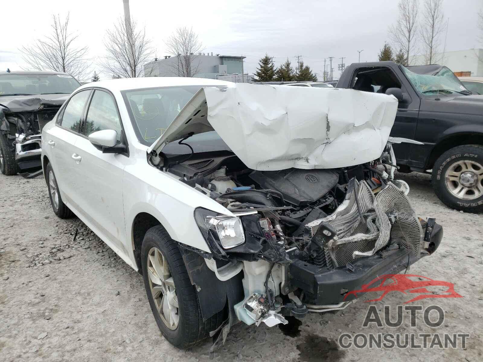 VOLKSWAGEN PASSAT 2018 - 1VWAA7A37JC035487