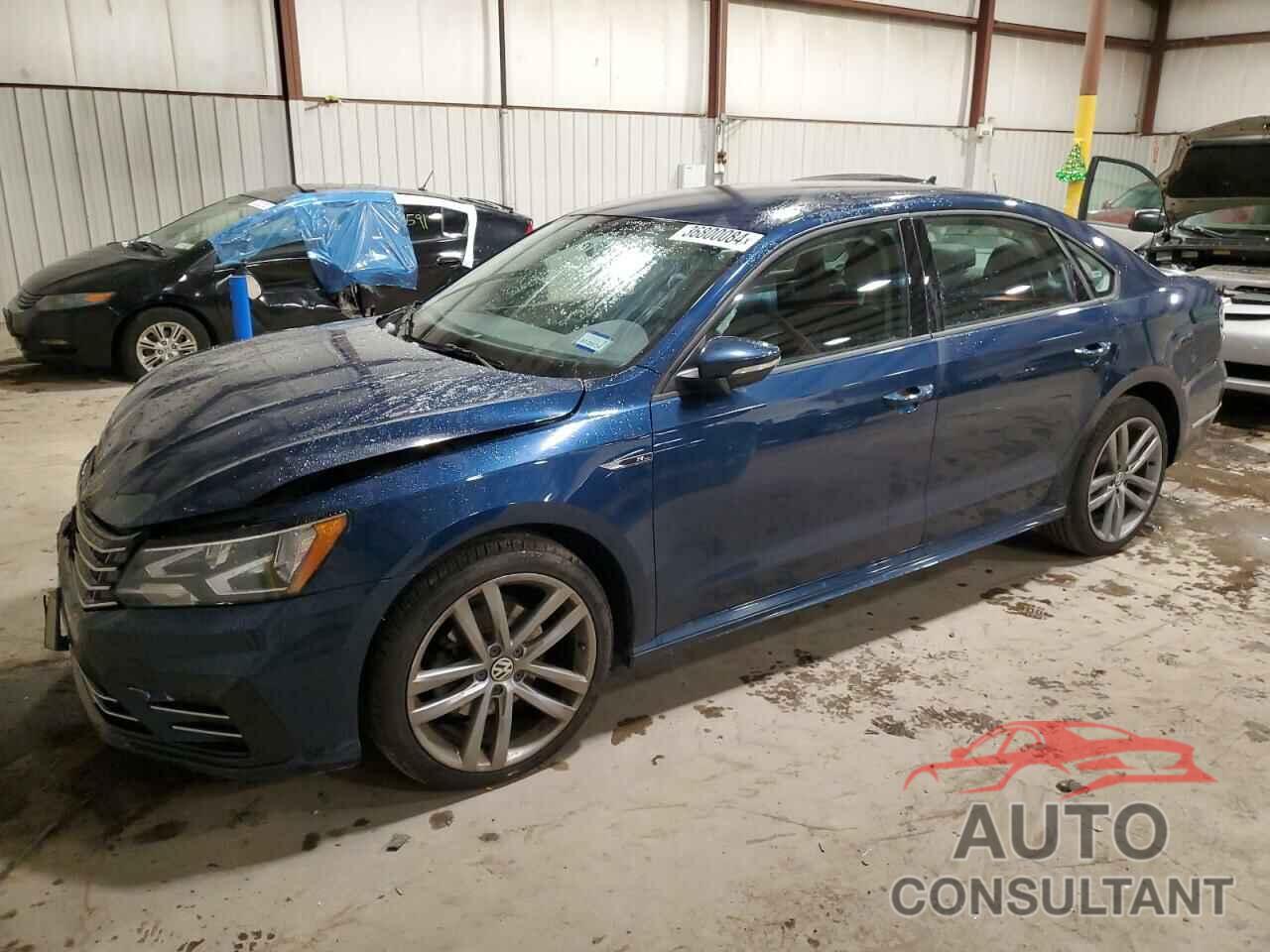 VOLKSWAGEN PASSAT 2018 - 1VWAA7A31JC019835