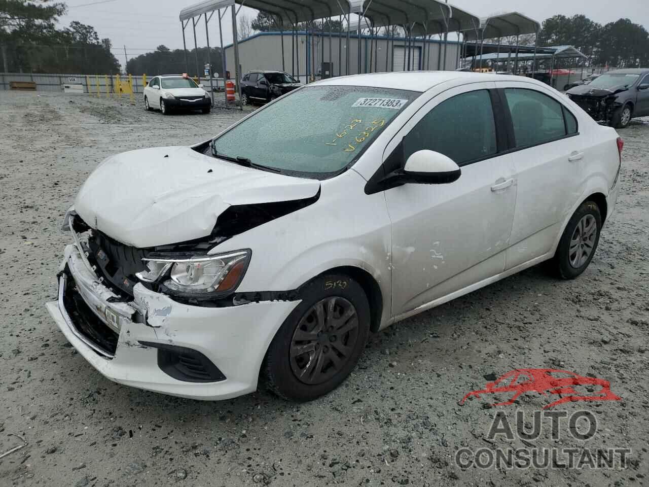 CHEVROLET SONIC 2017 - 1G1JB5SH8H4162325