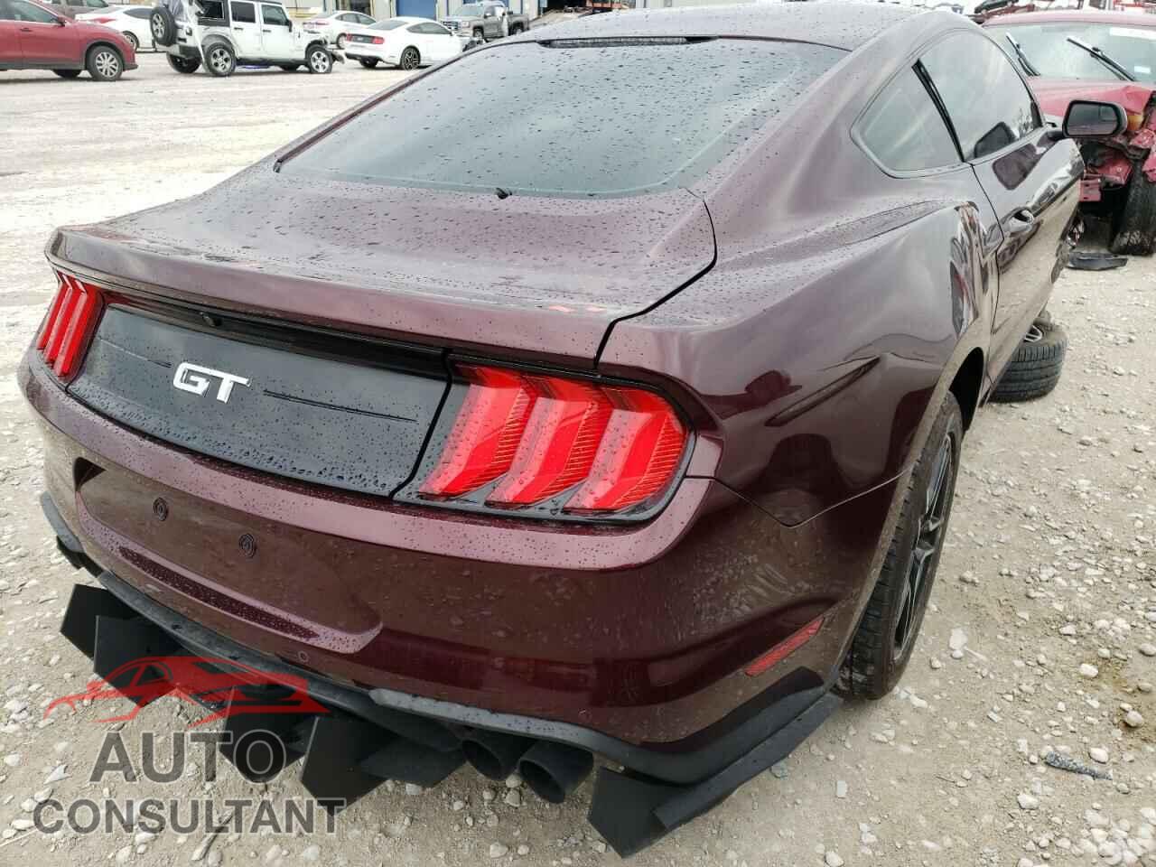 FORD MUSTANG 2018 - 1FA6P8CF3J5175552