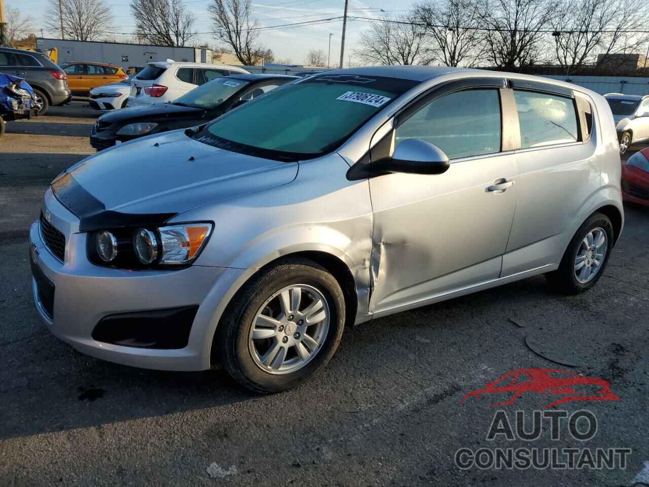 CHEVROLET SONIC 2016 - 1G1JC6SH1G4167108