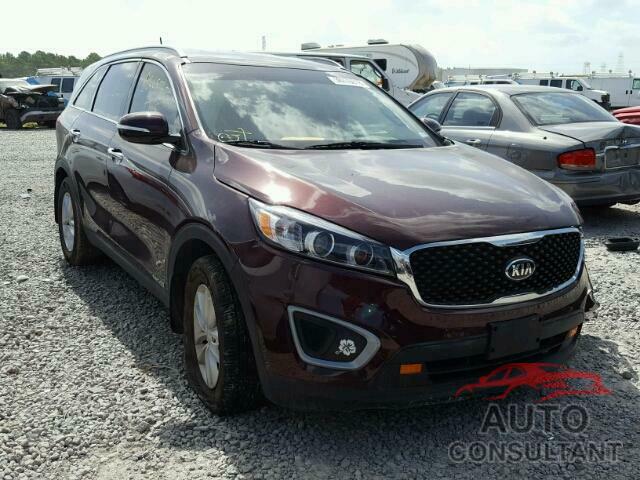 KIA SORENTO LX 2017 - 5XYPGDA56HG224620