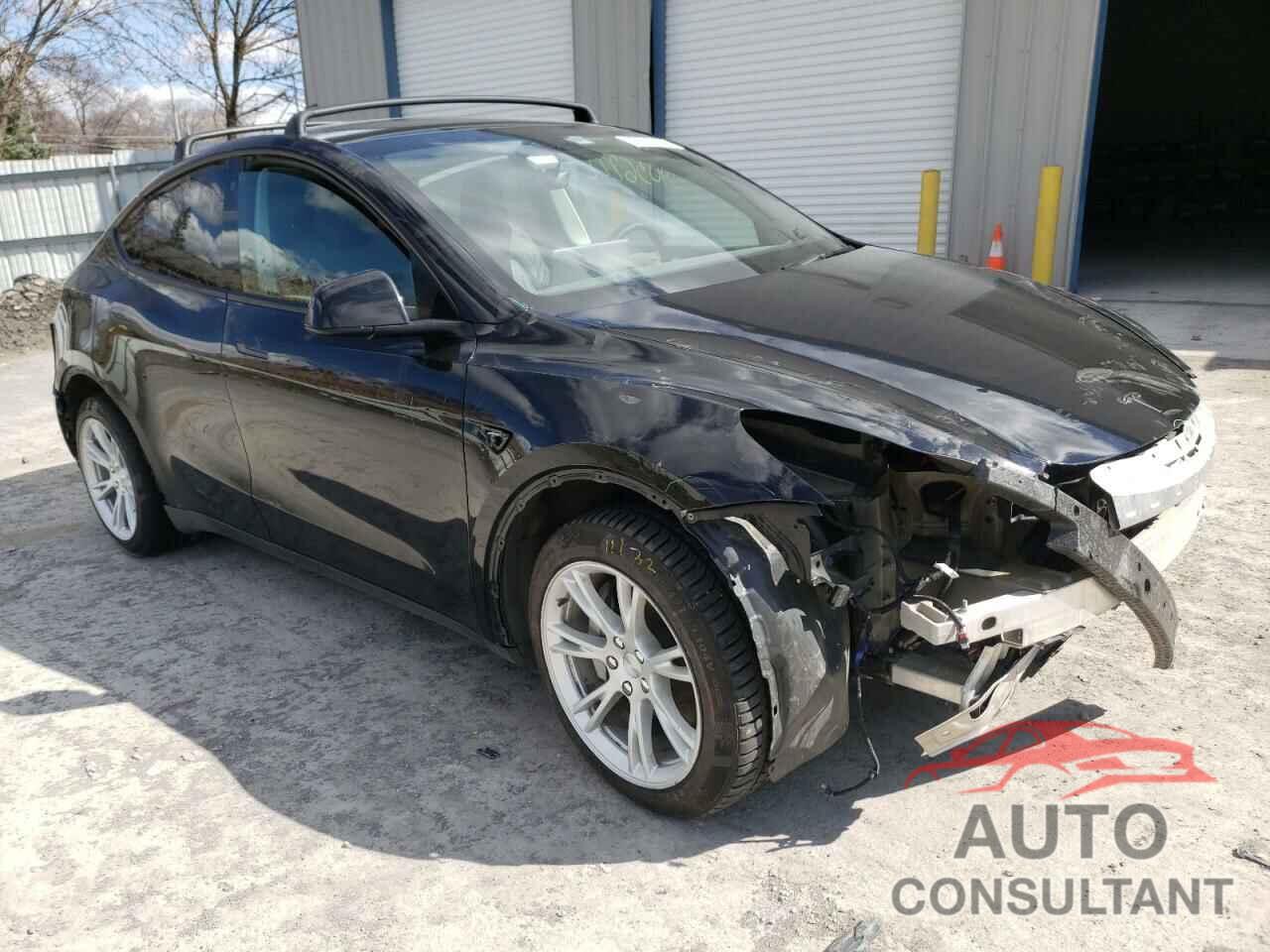 TESLA MODEL Y 2021 - 5YJYGDEE9MF066564