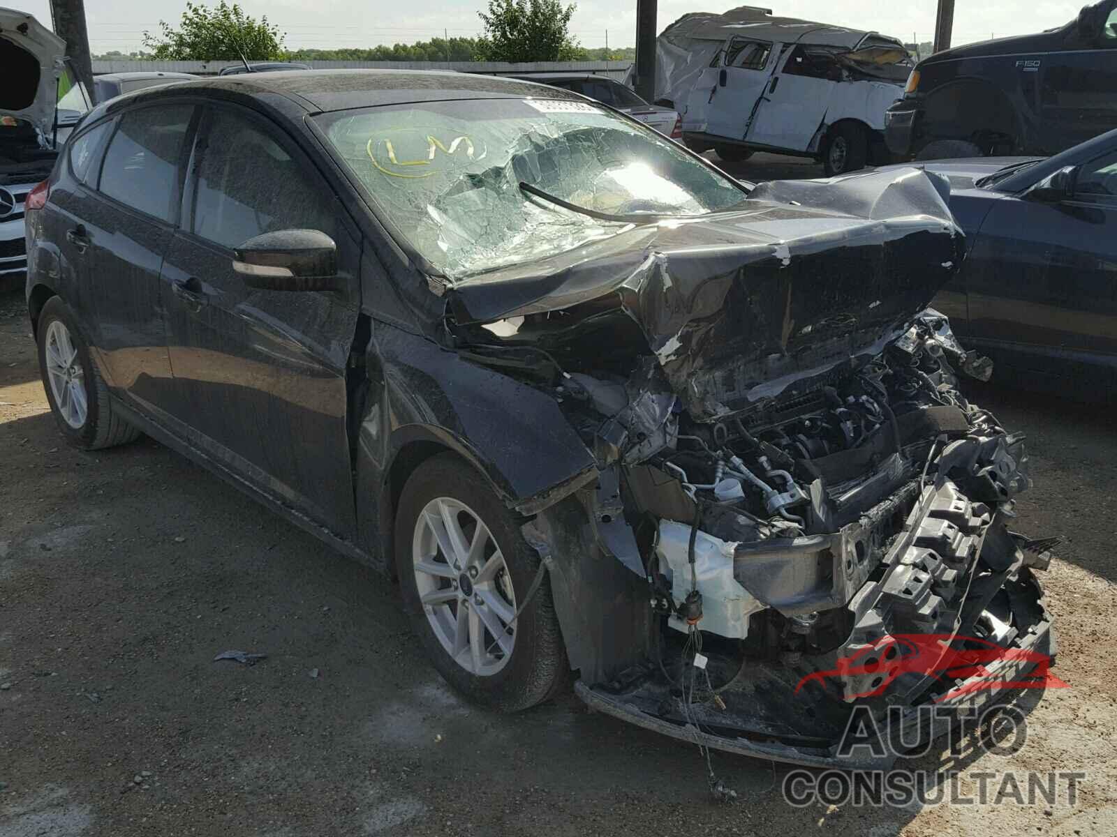 FORD FOCUS 2017 - 1FADP3K29HL313707