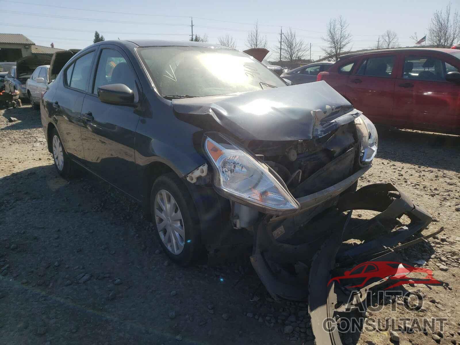 NISSAN VERSA 2017 - 3N1CN7AP0HL807672