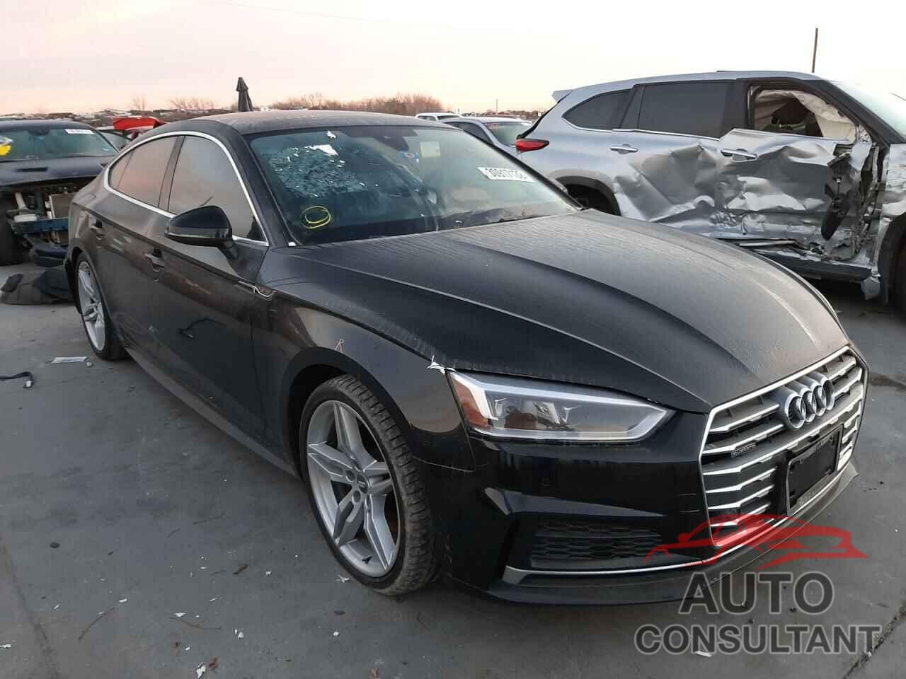 AUDI A5 2018 - WAUENCF5XJA125432