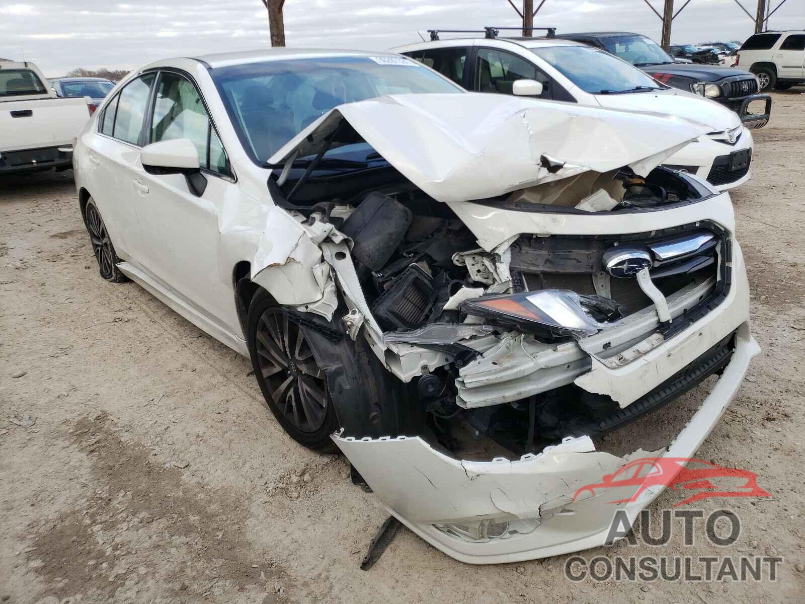 SUBARU LEGACY 2018 - 4S3BNAC64J3012507