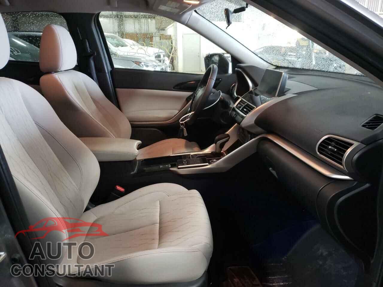 MITSUBISHI ECLIPSE 2019 - JA4AT5AA1KZ023845