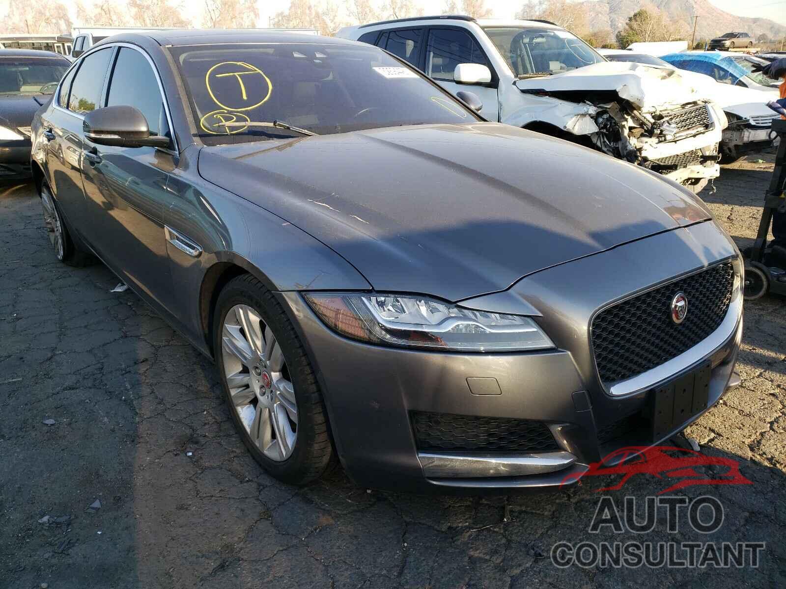 JAGUAR XF 2017 - SAJBD4BV2HCY32674