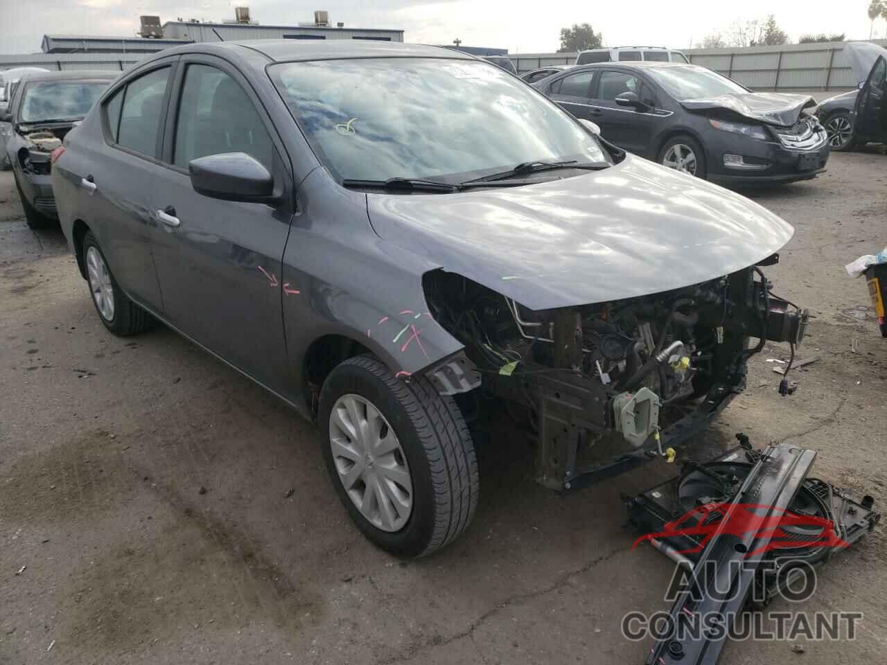 NISSAN VERSA 2019 - 3N1CN7AP2KL815733