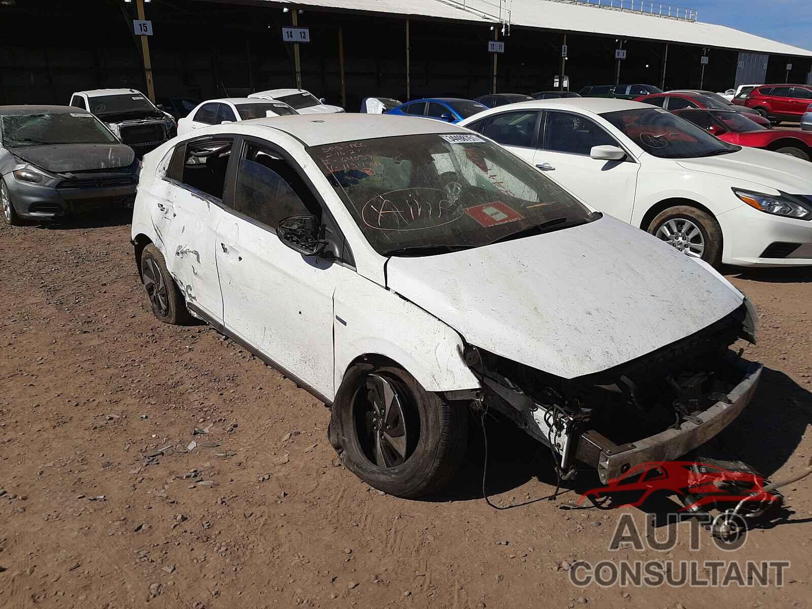 HYUNDAI IONIQ 2019 - KMHC75LC1KU113474