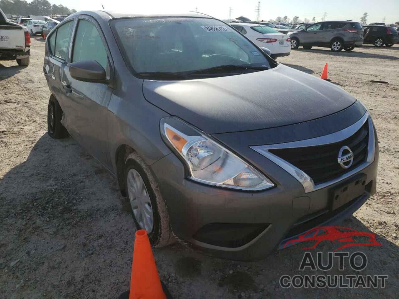 NISSAN VERSA 2018 - 3N1CN7AP7JL824491
