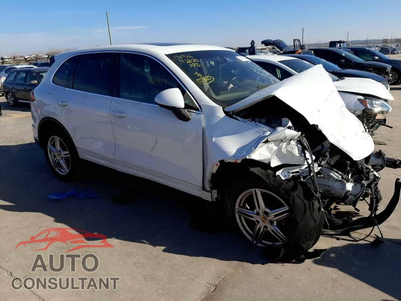 PORSCHE CAYENNE 2016 - WP1AA2A24GLA05299
