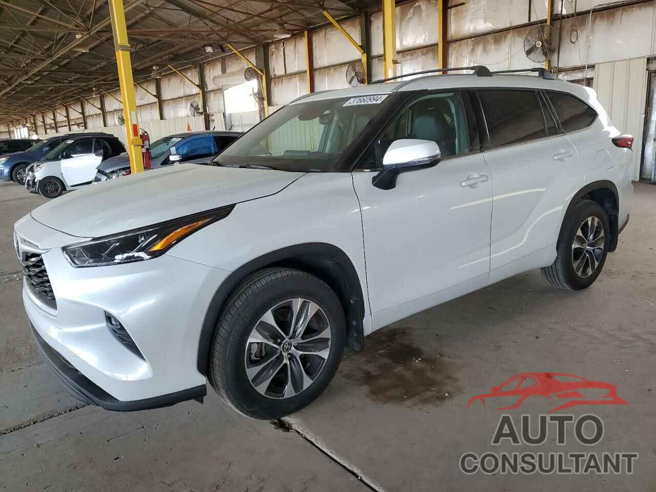 TOYOTA HIGHLANDER 2022 - 5TDHZRBH5NS244585