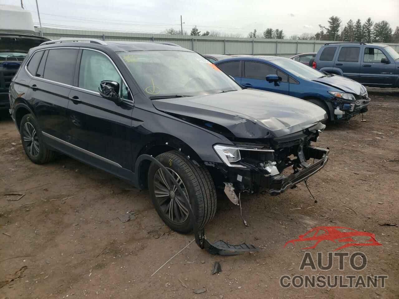 VOLKSWAGEN TIGUAN 2018 - 3VV2B7AX3JM181196