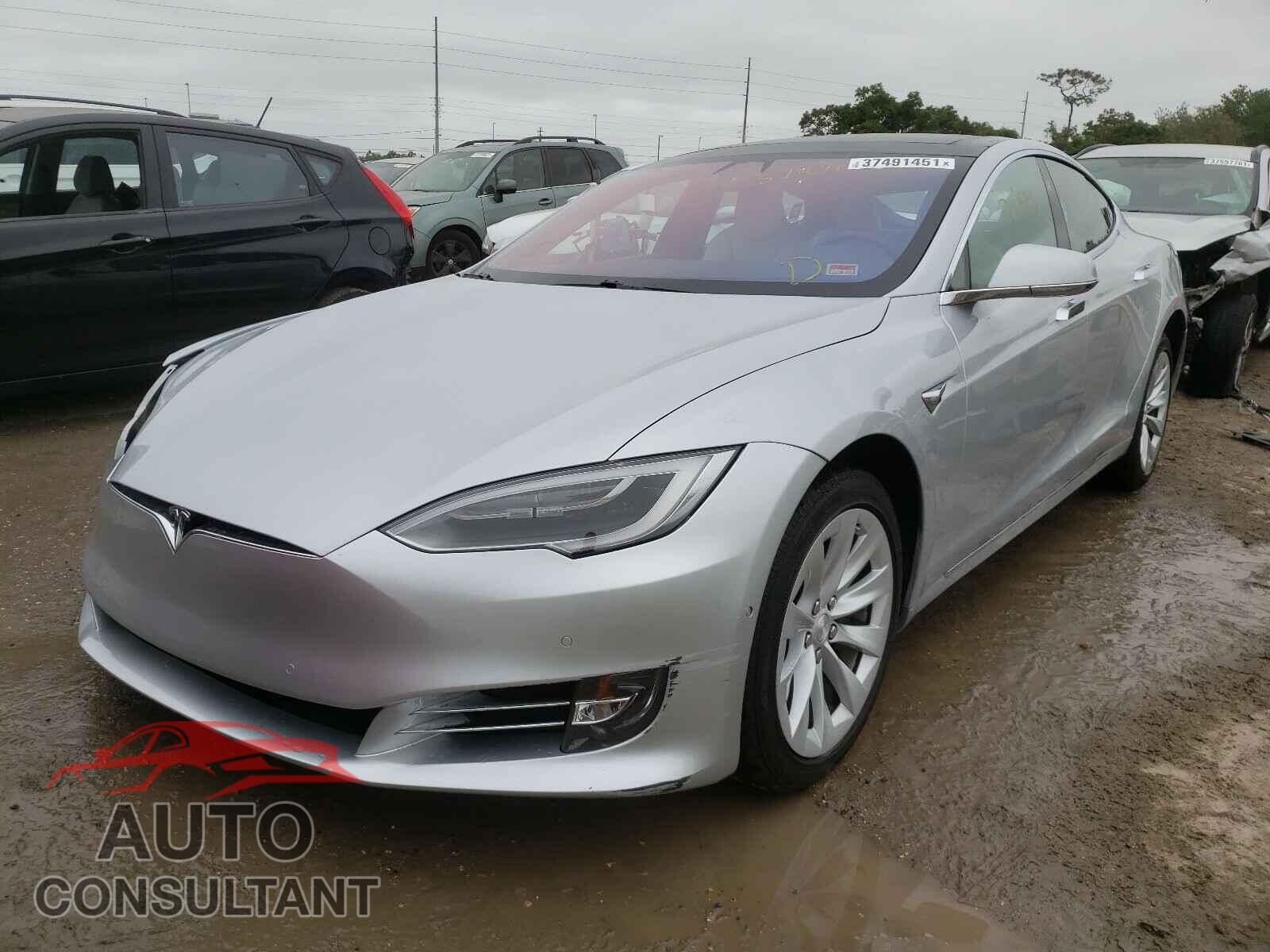 TESLA MODEL S 2017 - 5YJSA1E2XHF217381