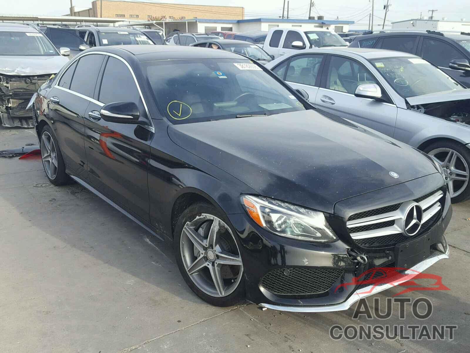 MERCEDES-BENZ C 400 4MATIC 2015 - 55SWF6GB7FU018748