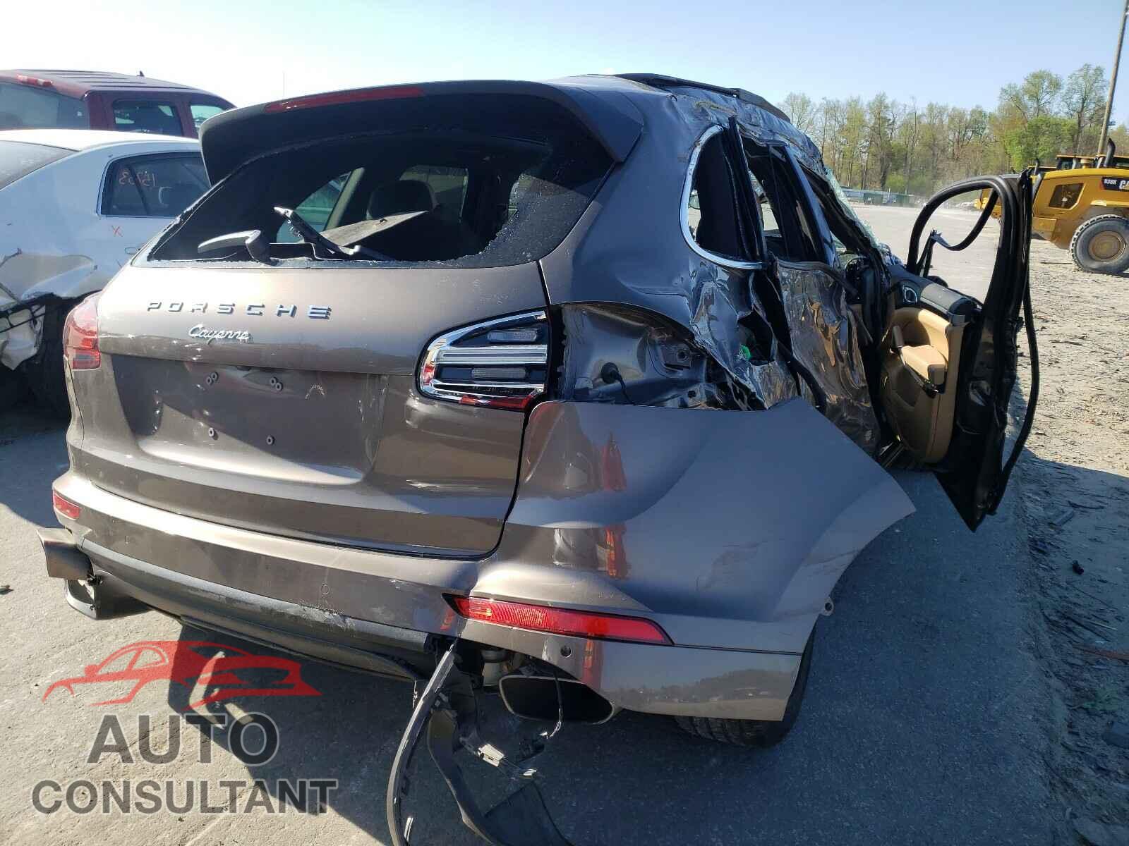 PORSCHE CAYENNE 2016 - WP1AA2A22GLA10274