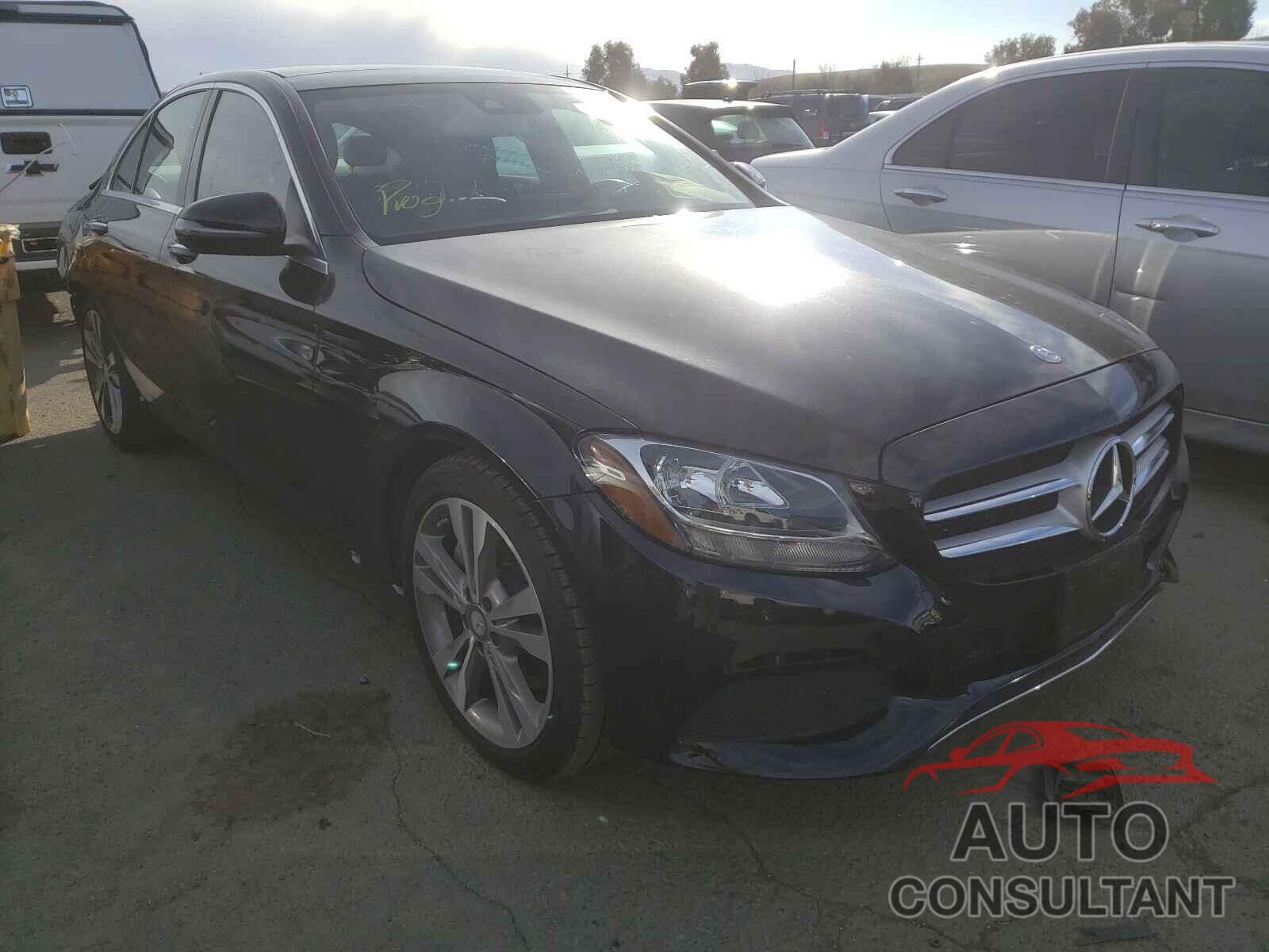 MERCEDES-BENZ C CLASS 2016 - 55SWF4JB1GU147258