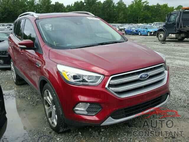 FORD ESCAPE 2017 - 1FMCU0J99HUA09228