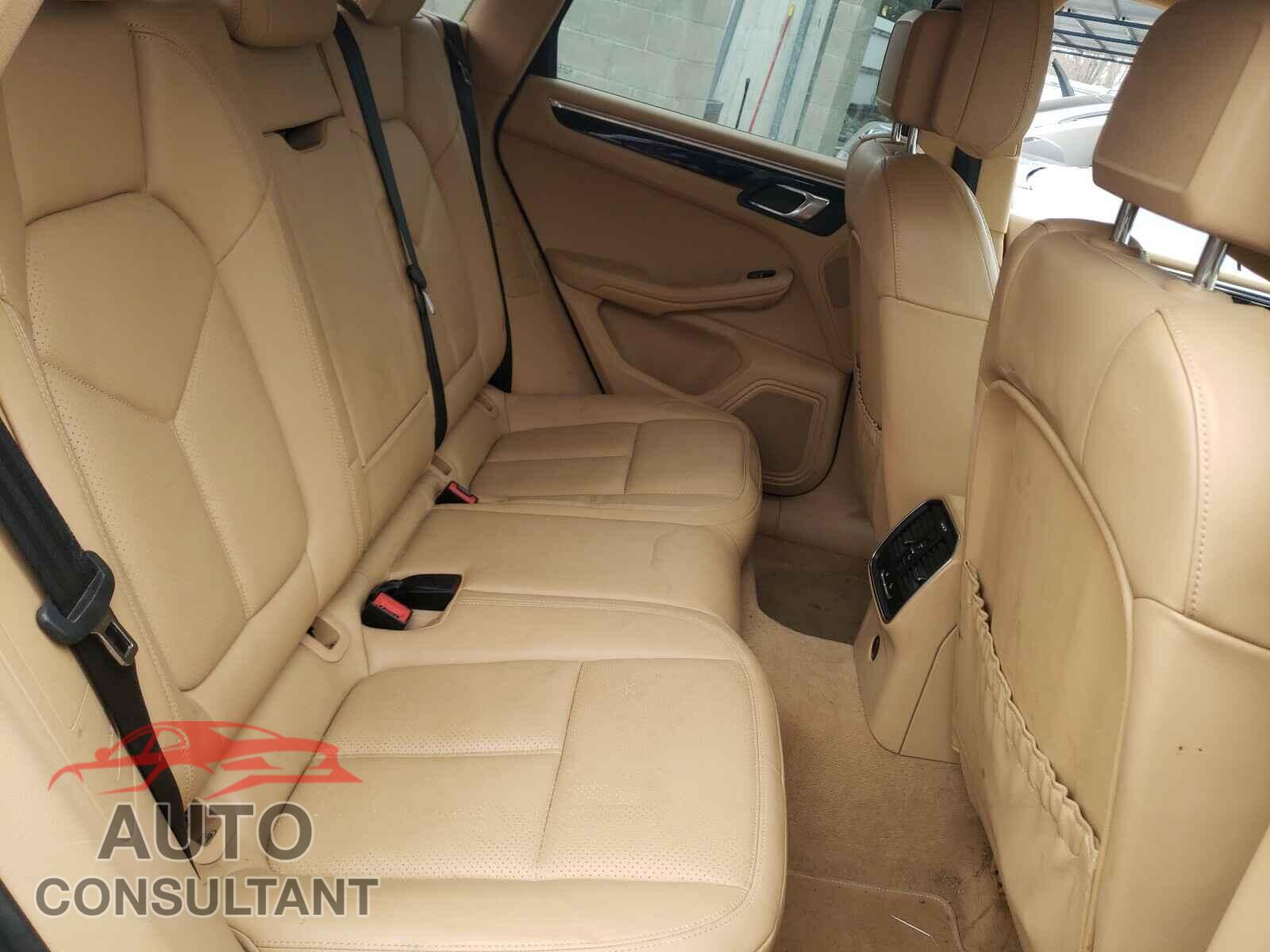 PORSCHE MACAN 2017 - WP1AA2A51HLB01273