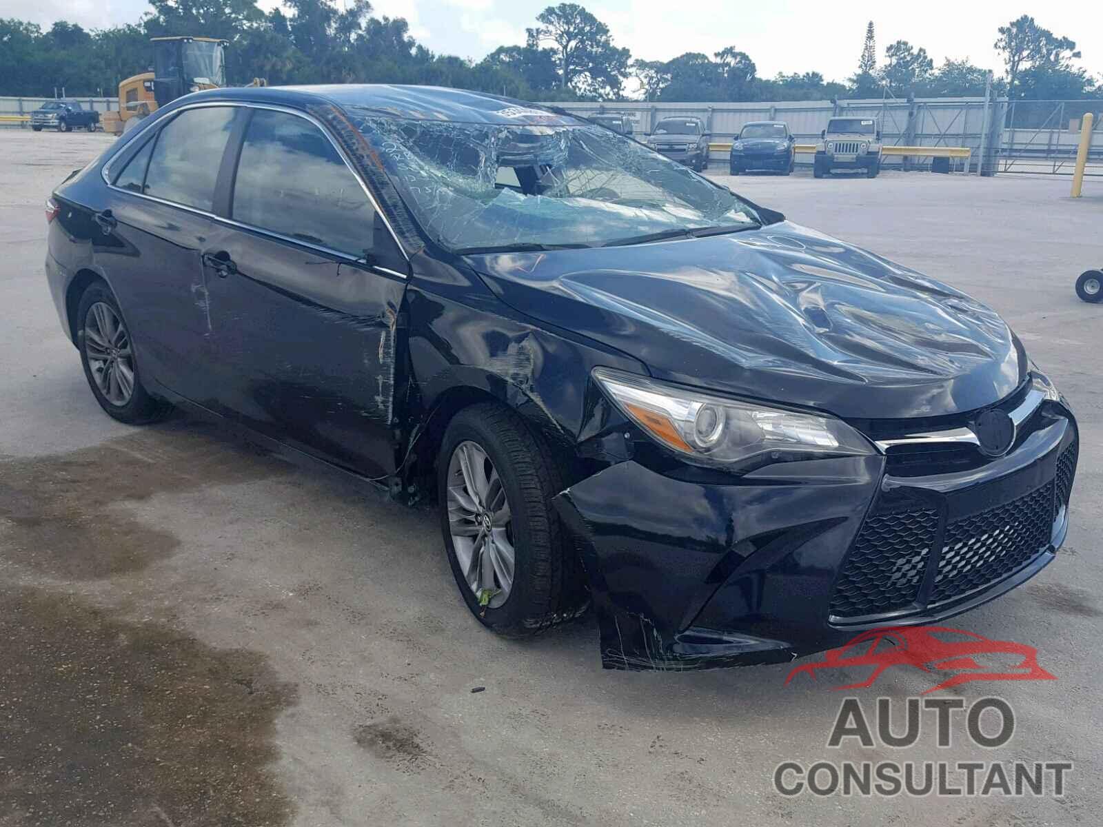 TOYOTA CAMRY 2015 - 3TMCZ5AN9GM022421