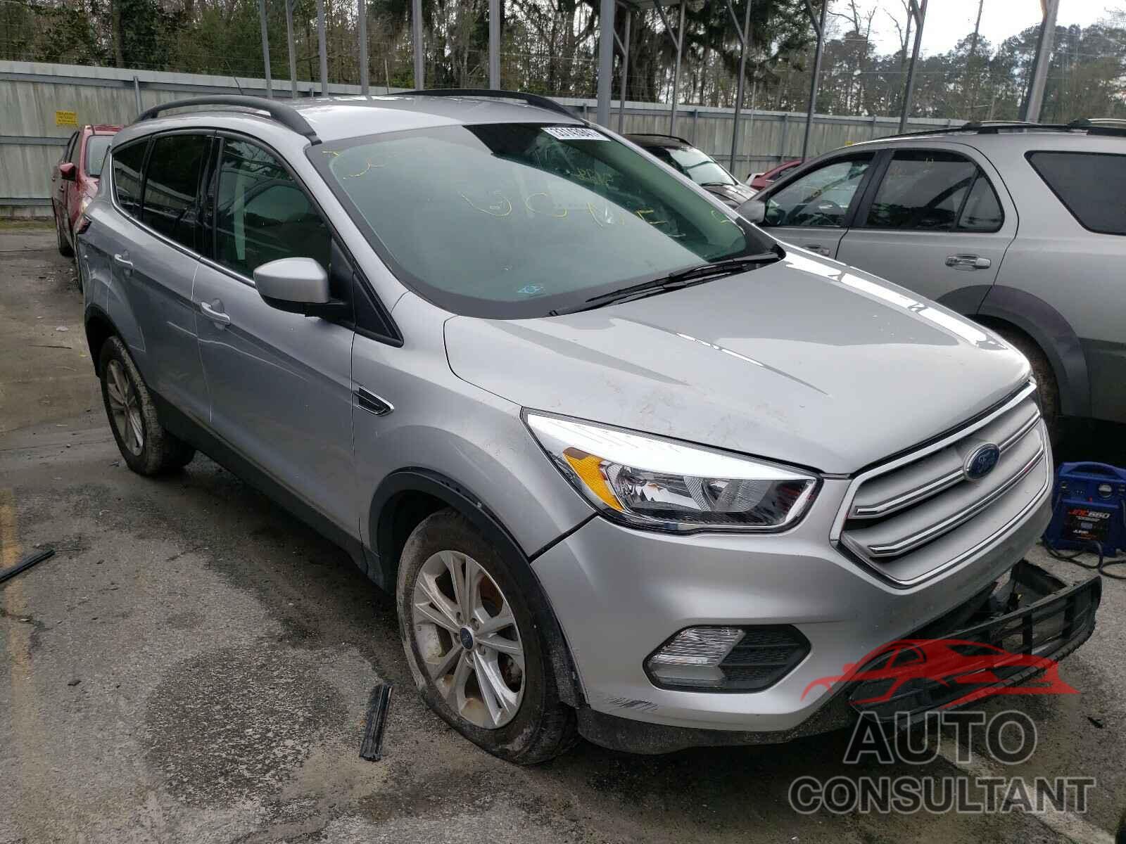 FORD ESCAPE 2018 - KNDME5C16J6403077