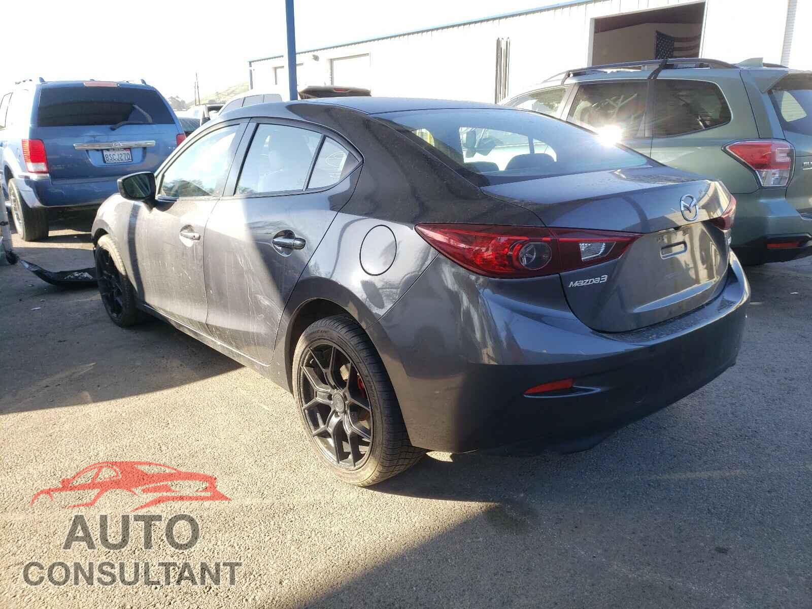 MAZDA 3 2016 - 3N1AB7AP2JY282963