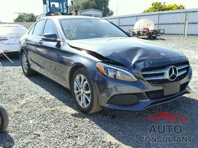 MERCEDES-BENZ C300 2015 - 55SWF4JB0FU048123