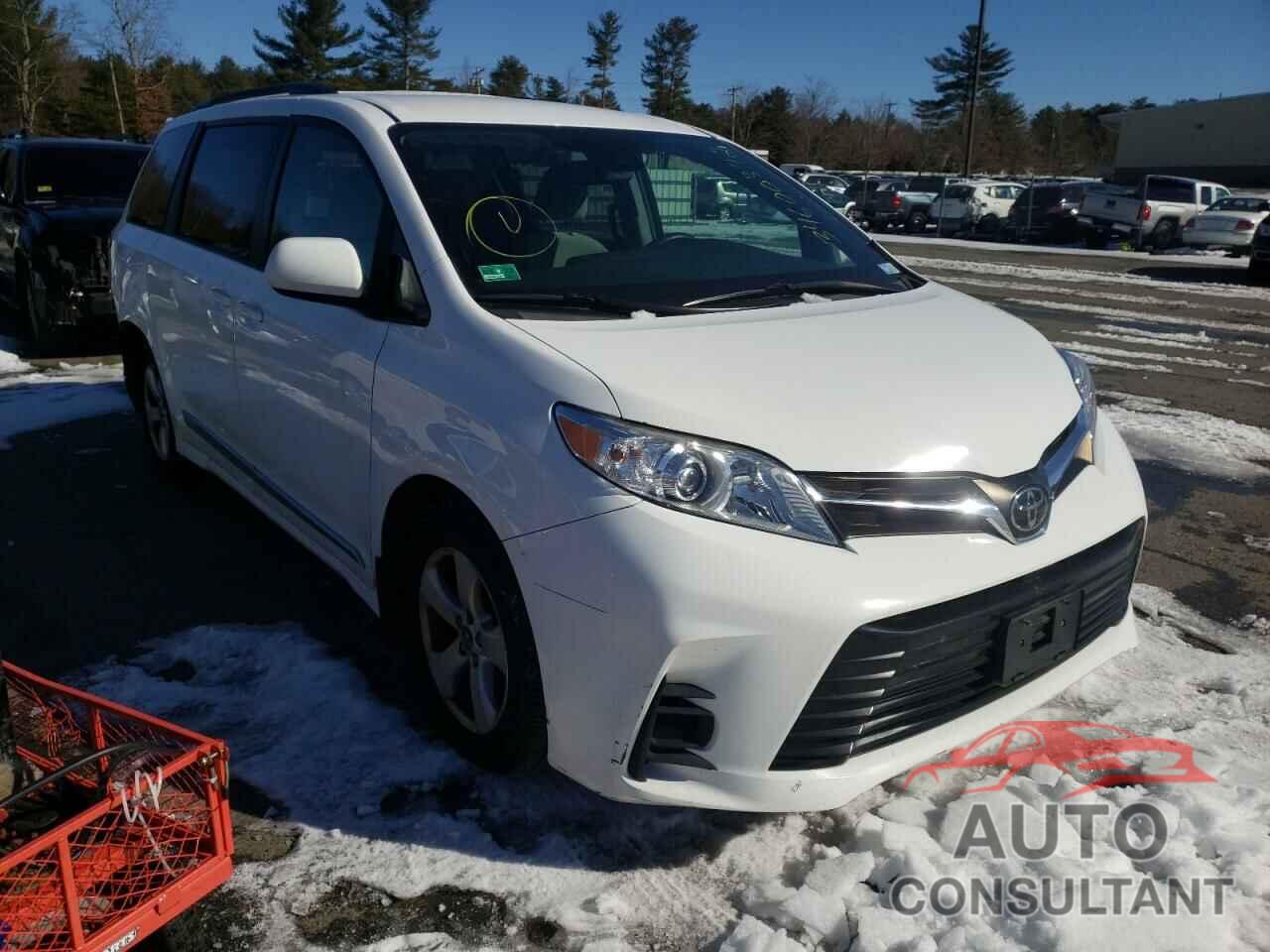 TOYOTA SIENNA 2018 - 5TDKZ3DC3JS901821