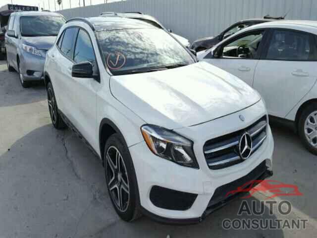 MERCEDES-BENZ GLA250 2017 - WDCTG4GB1HJ355685