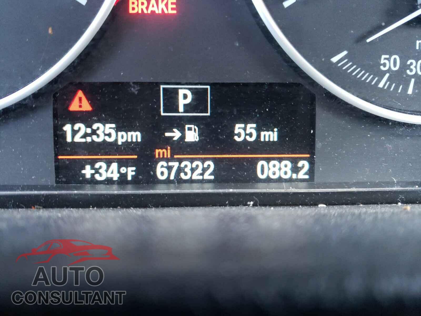 BMW 3 SERIES 2016 - WBA8A3C5XGK689727