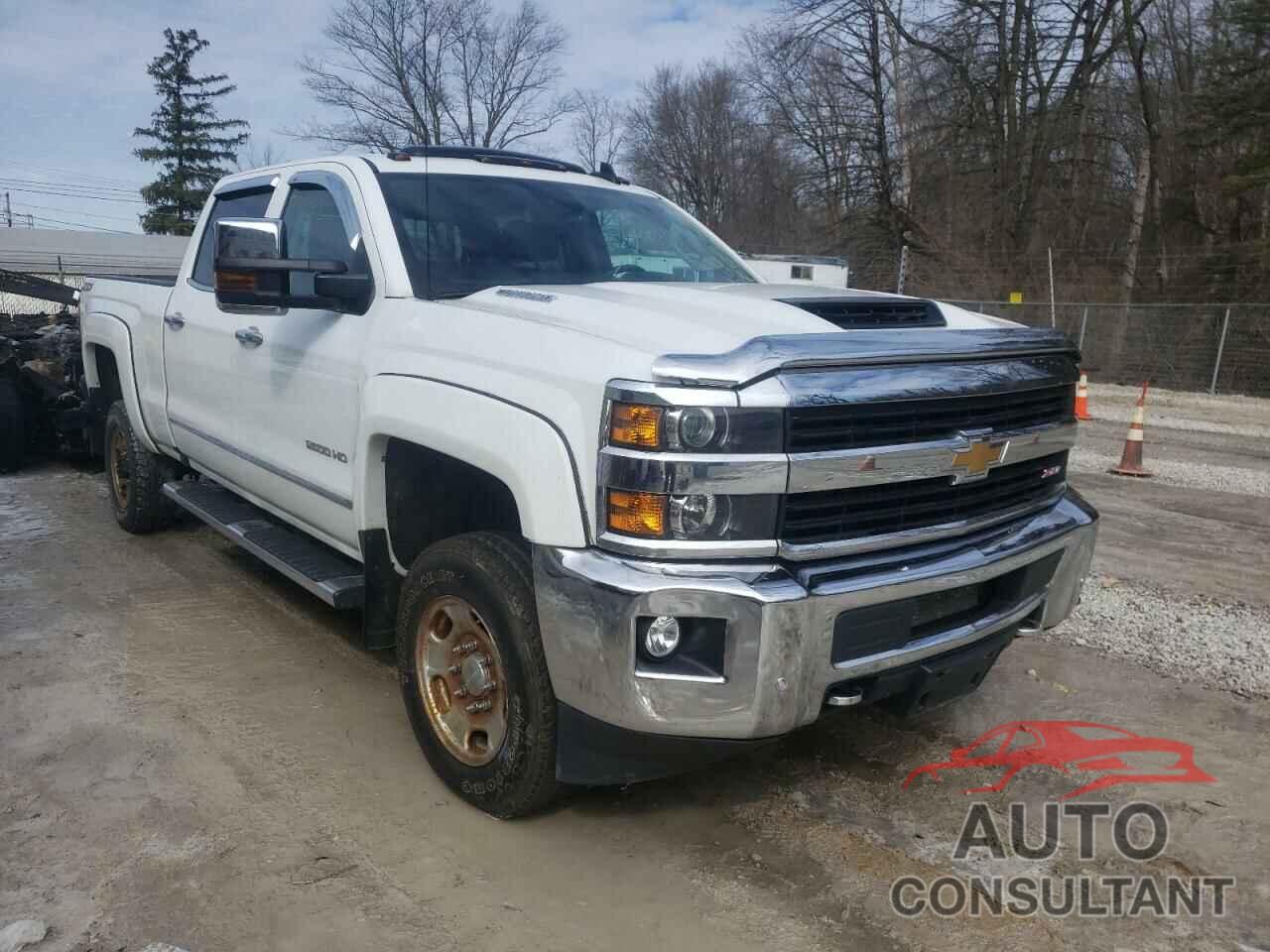 CHEVROLET SILVERADO 2017 - 1GC1KWEY7HF181221