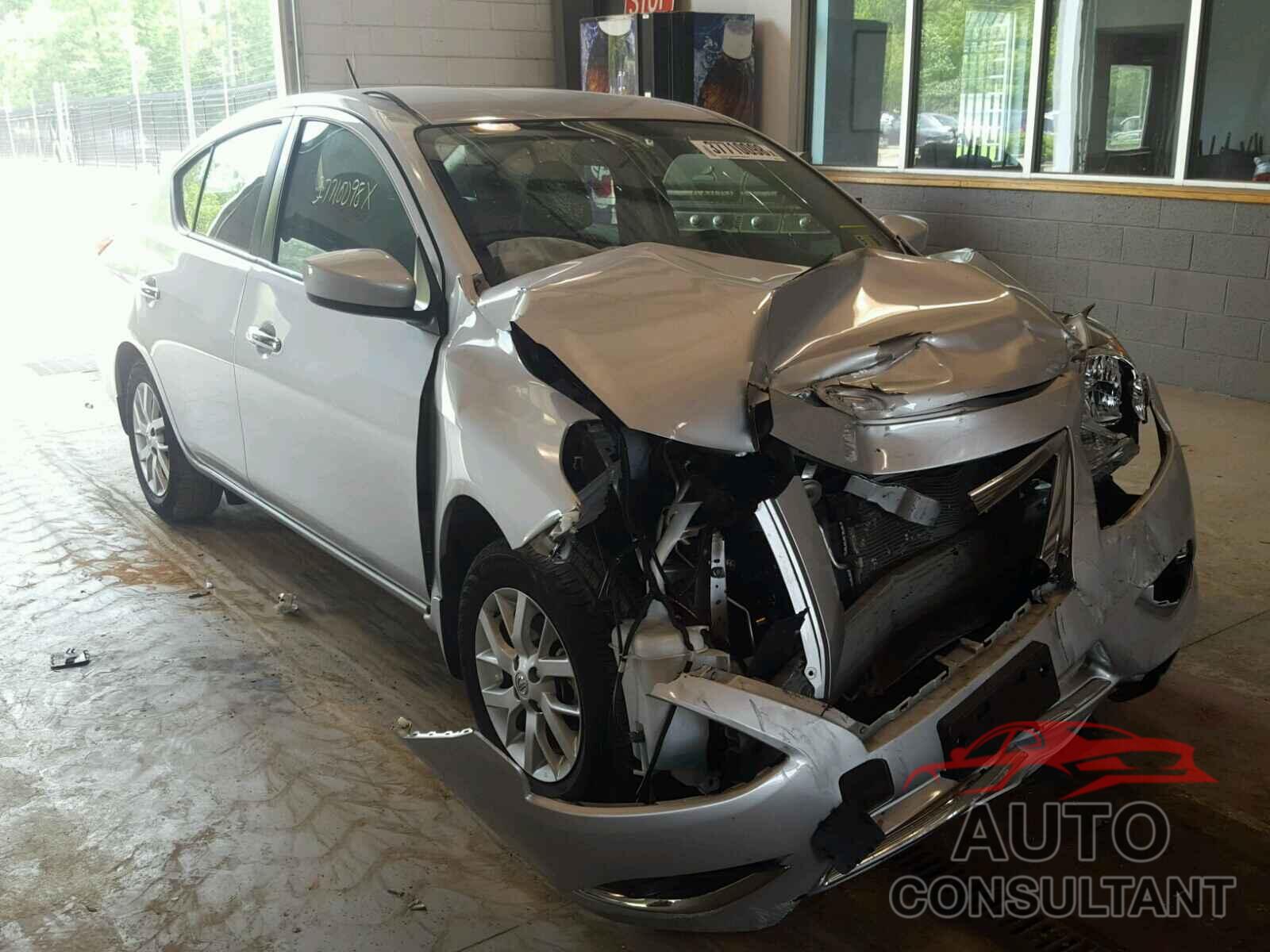 NISSAN VERSA 2017 - 3N1CN7AP9HL860421