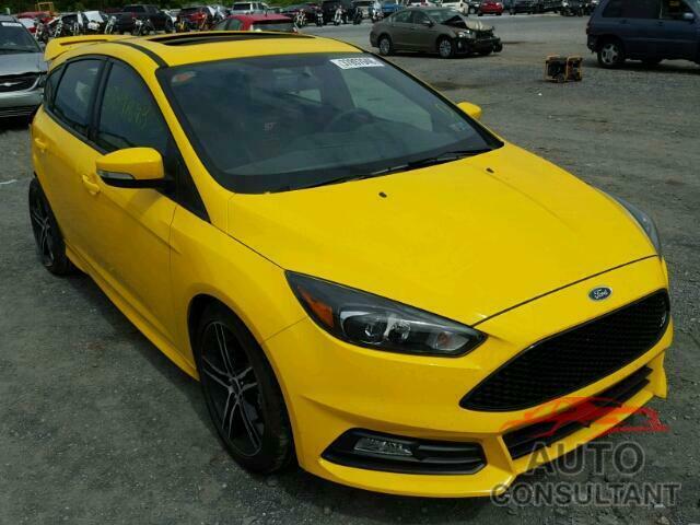 FORD FOCUS 2017 - 1FADP3L95HL293869
