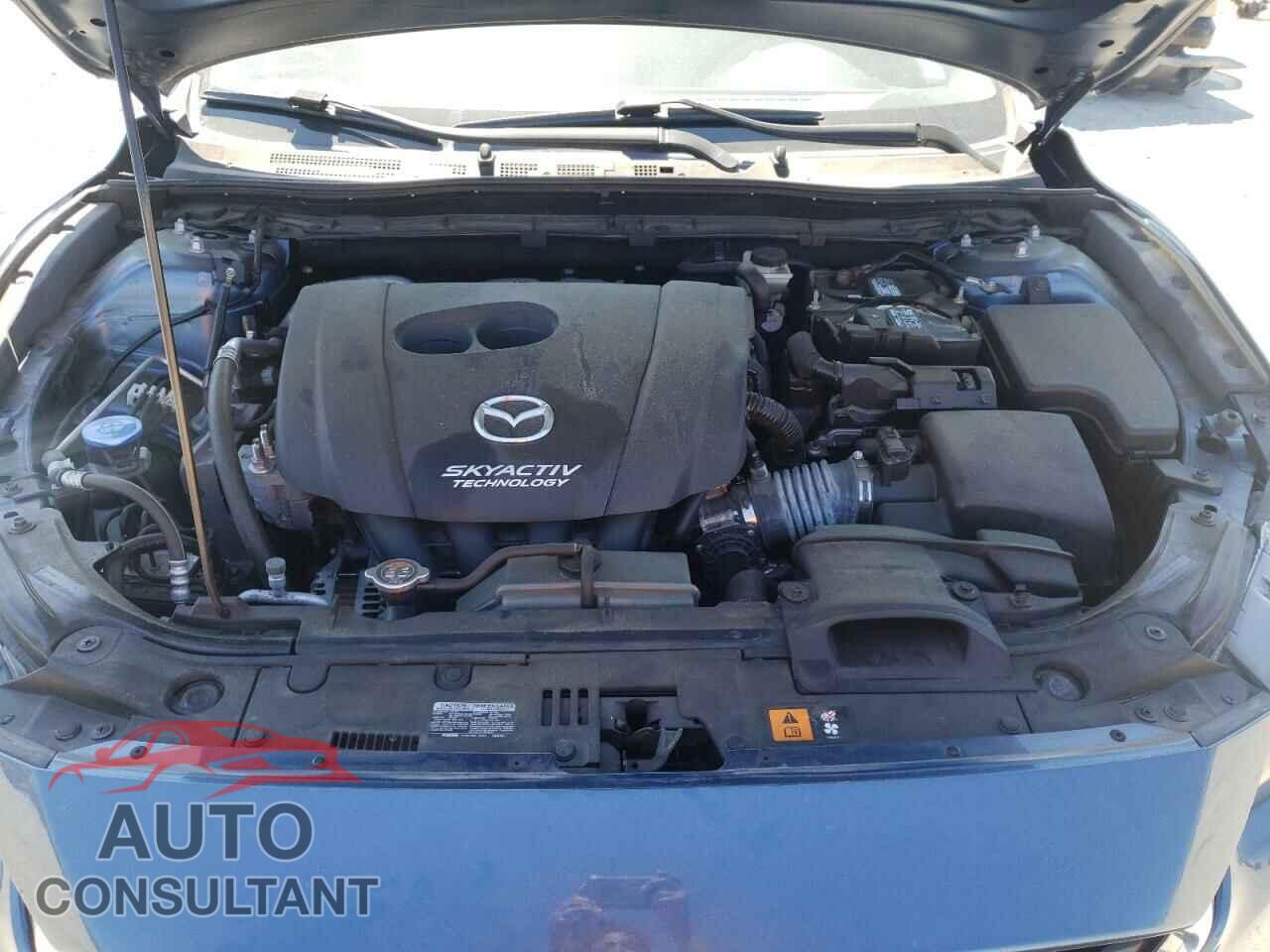 MAZDA 3 2017 - 3MZBN1U79HM123552