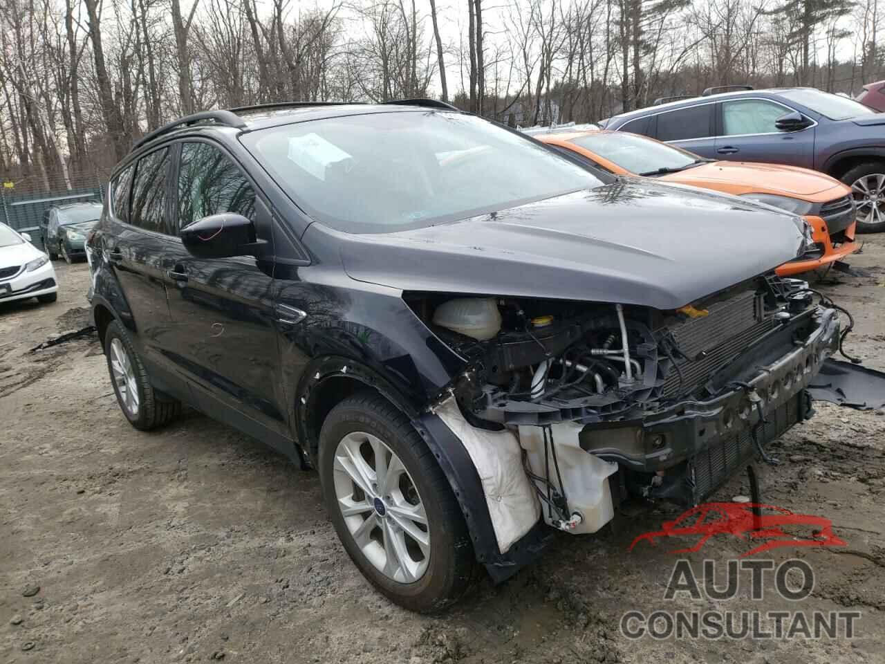FORD ESCAPE 2017 - 1FMCU9GD4HUD23269