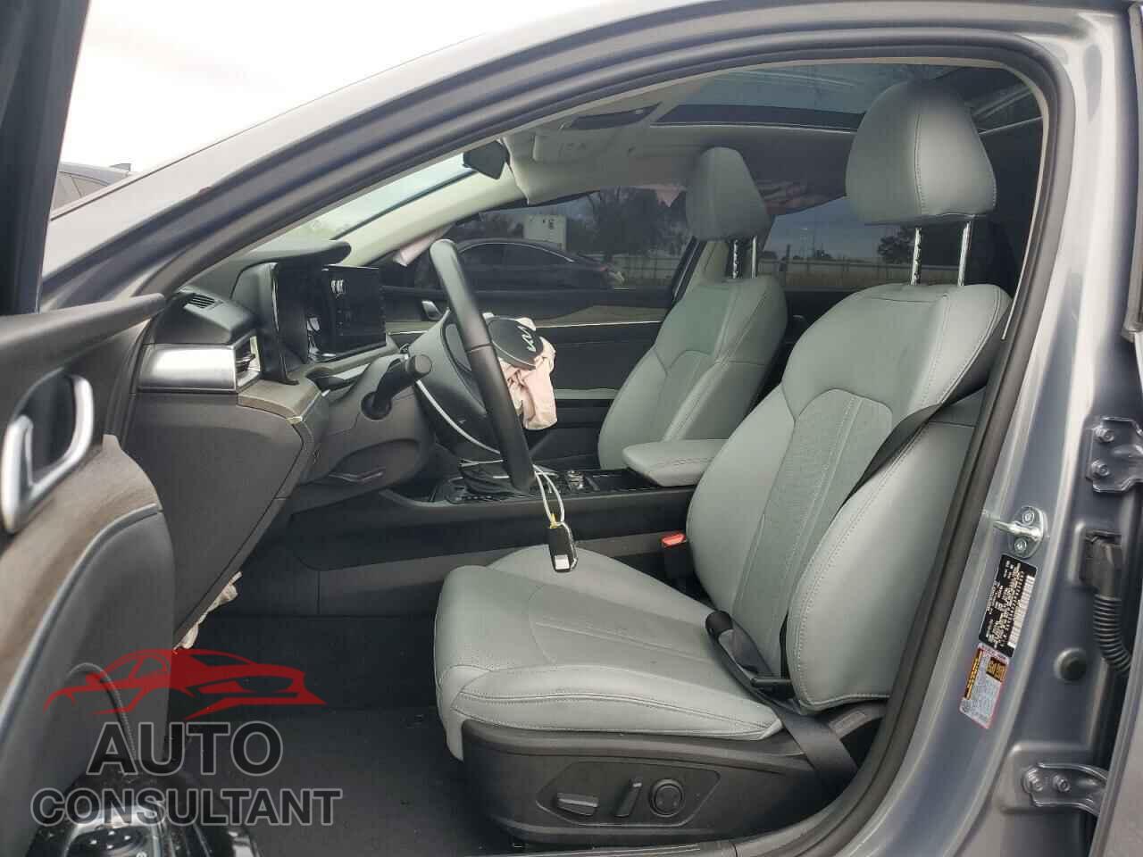 KIA K5 2023 - 5XXG34J22PG222397