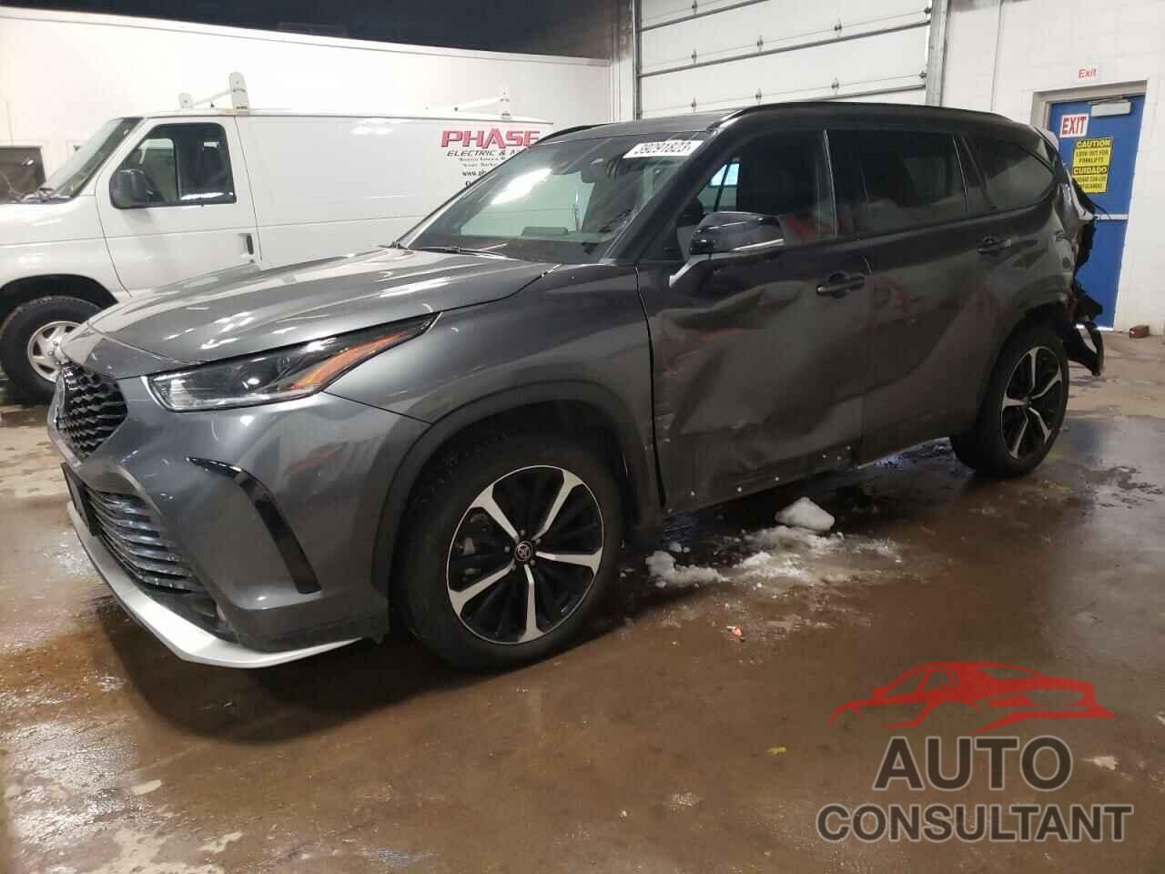 TOYOTA HIGHLANDER 2021 - 5TDJZRBH9MS133473