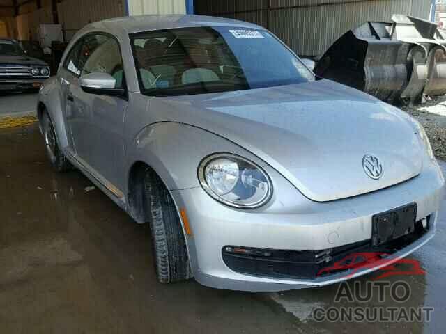 VOLKSWAGEN BEETLE 2015 - 3VWF17AT6FM603143