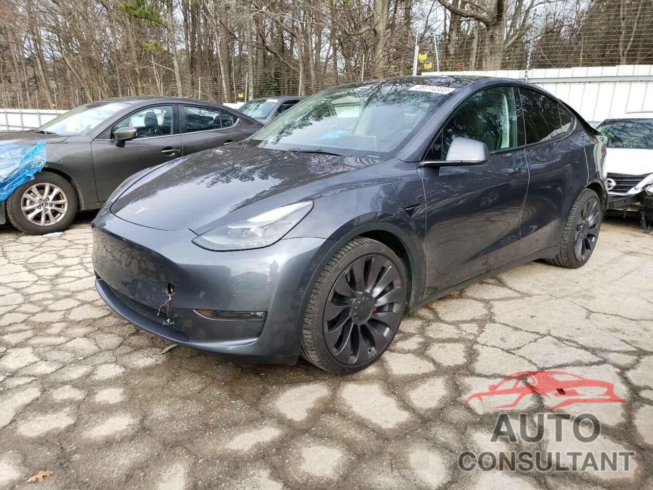 TESLA MODEL Y 2021 - 5YJYGDEF7MF267551