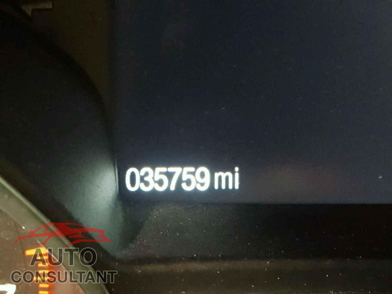 FORD ESCAPE SE 2017 - 1FMCU0GD6HUB95905