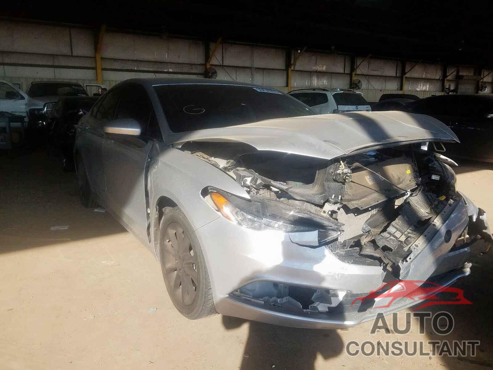 FORD FUSION 2017 - 1N4AA6AV1KC371447