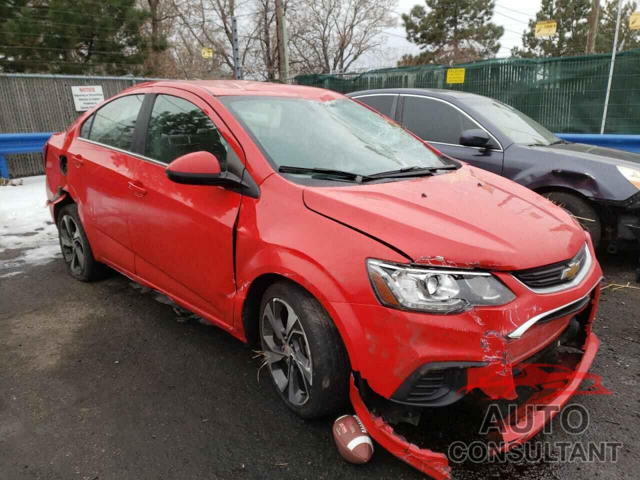 CHEVROLET SONIC 2018 - 1G1JF5SB7J4106561