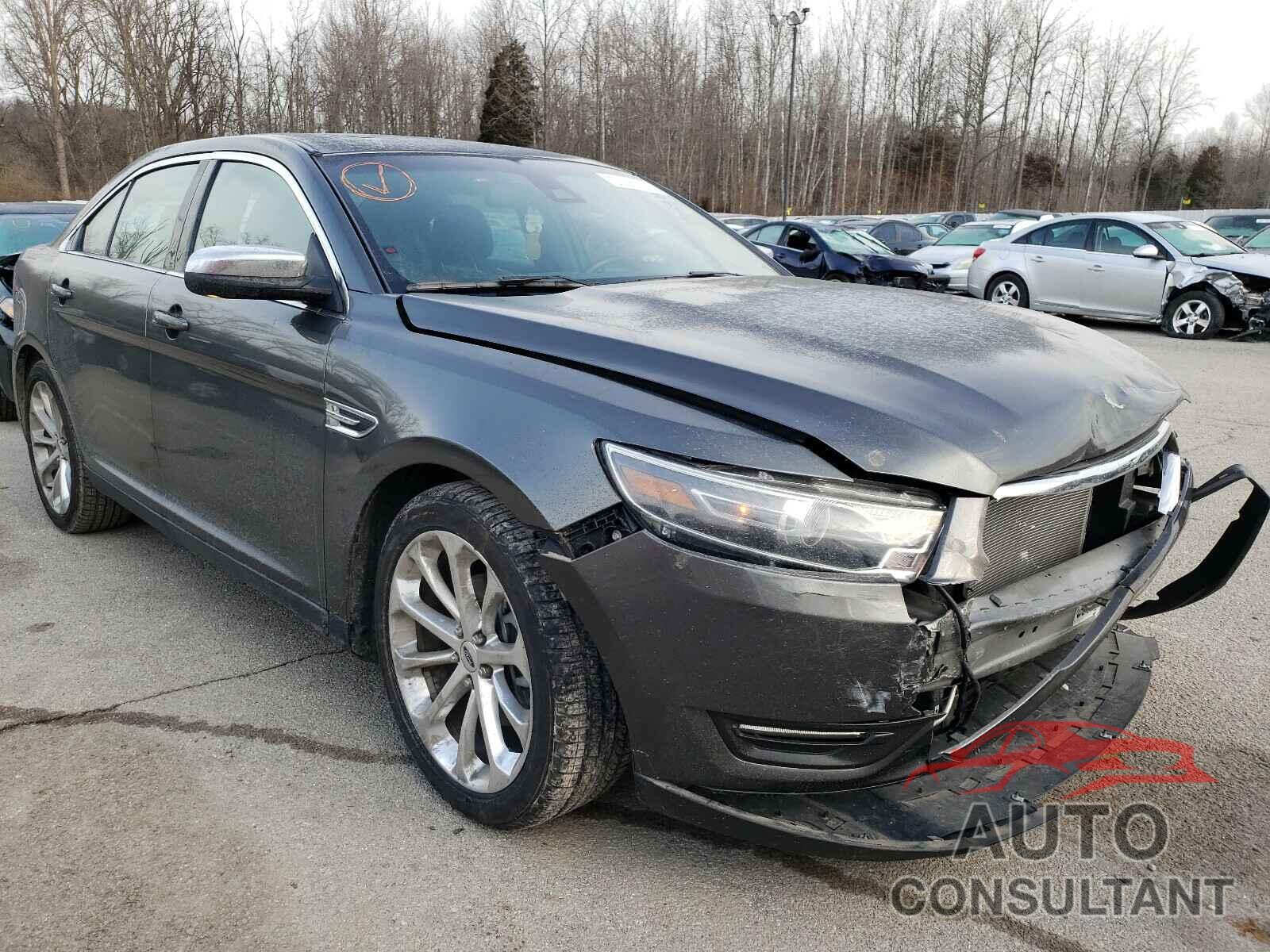 FORD TAURUS 2018 - 1FAHP2F86JG105440