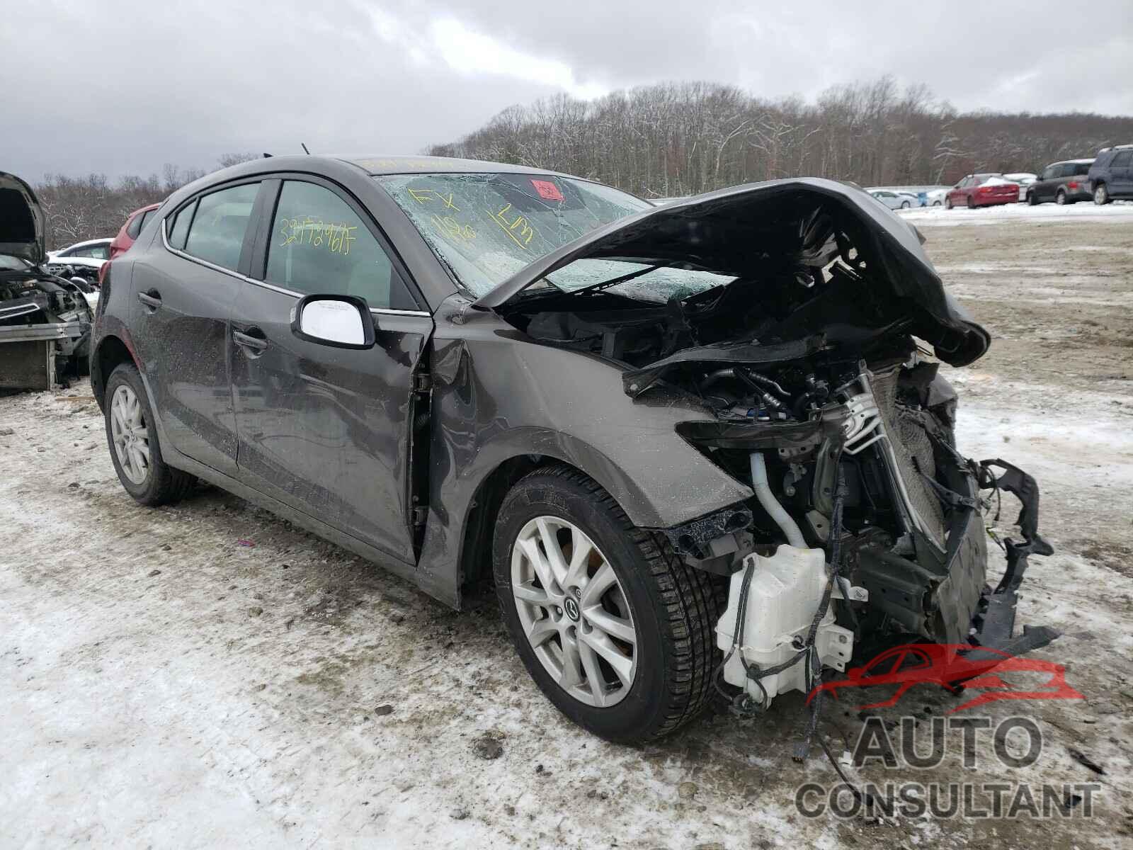 MAZDA 3 2016 - 3MZBM1K72GM328120