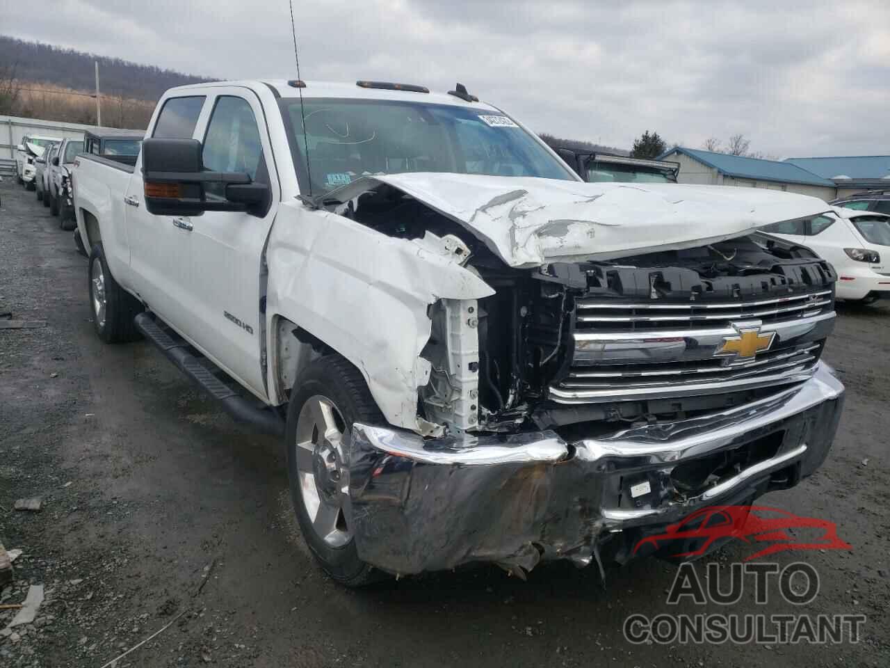 CHEVROLET SILVERADO 2018 - 1GC1KUEG0JF260716
