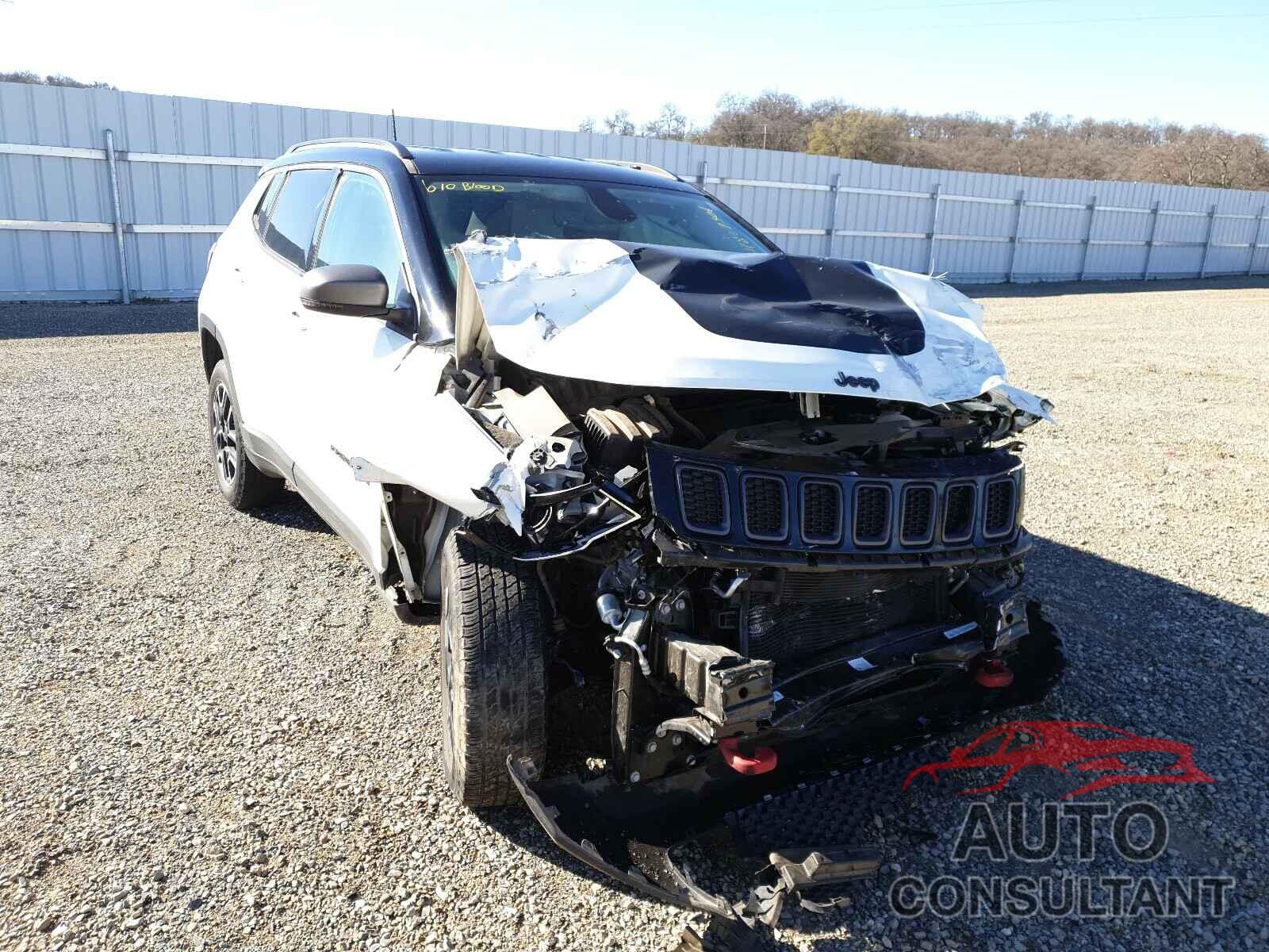 JEEP COMPASS 2019 - 3C4NJDDB5KT595584